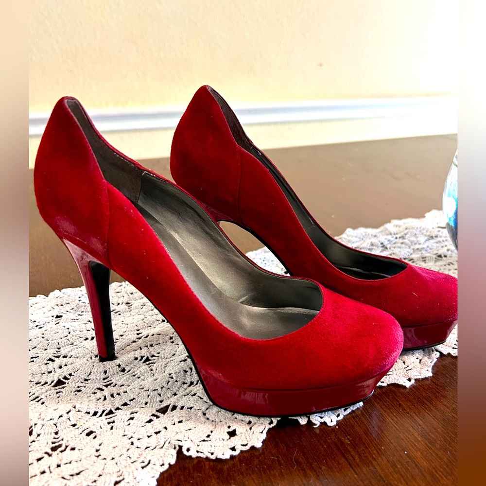 Guess Red Suede Heels Classic Platform Pumps